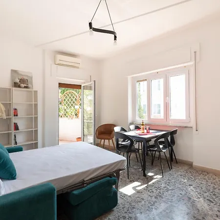 Apartment Luminous Family With Balcony By St Peter Rome